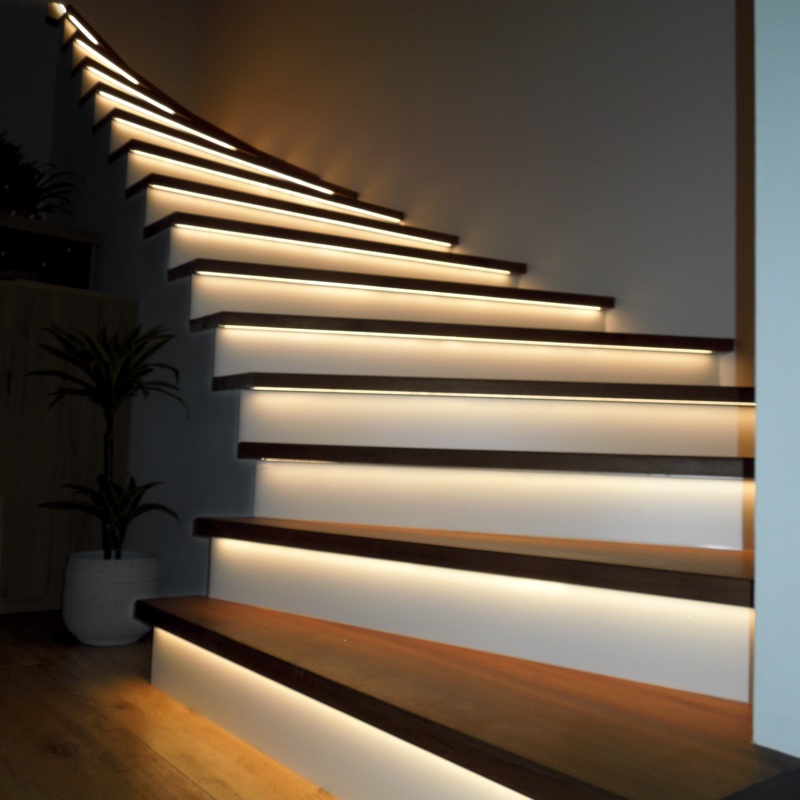 Referenzbild: Treppenstufen mit LED